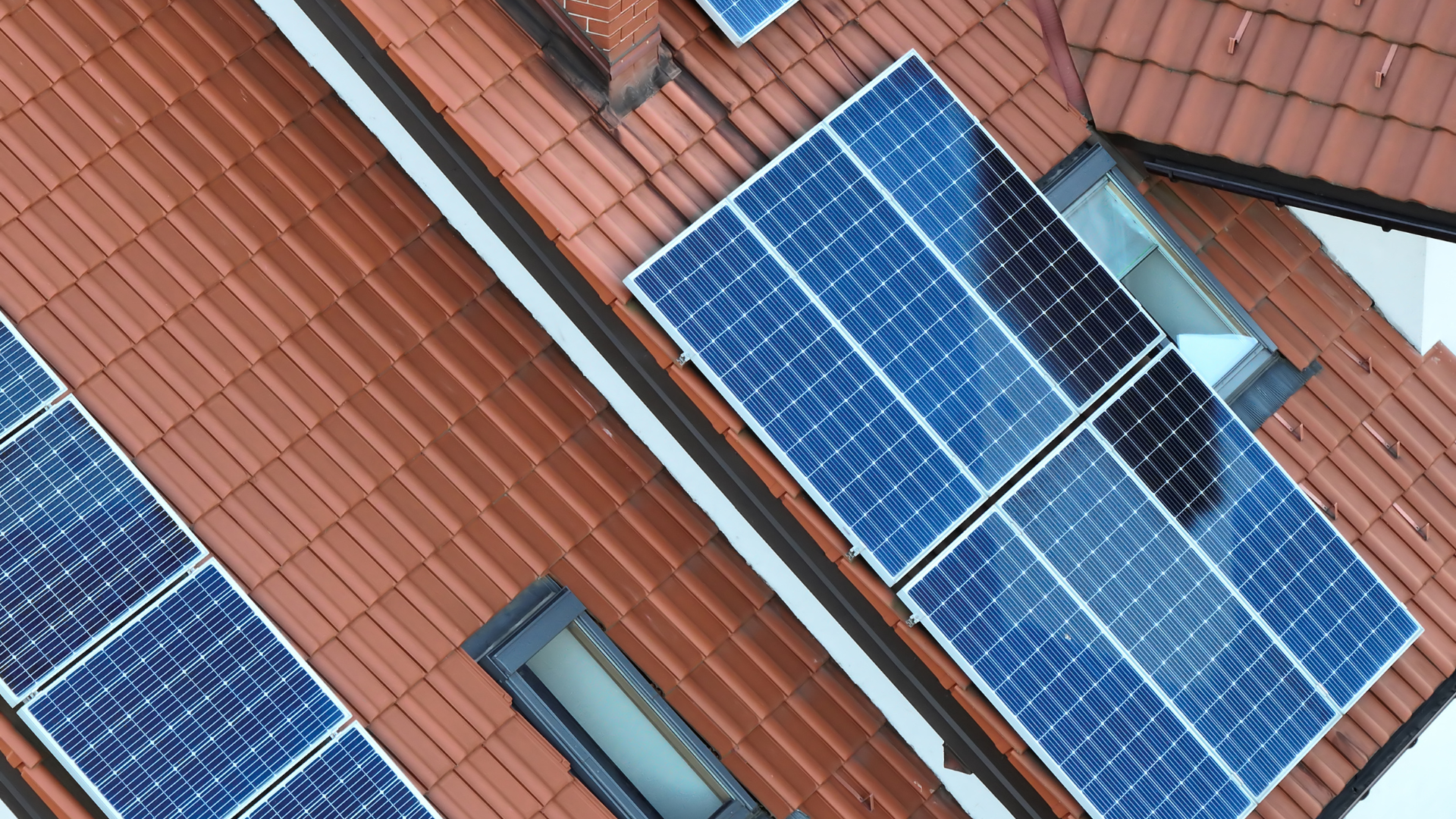 Pannelli Solari e Fotovoltaici: Scopri le Differenze